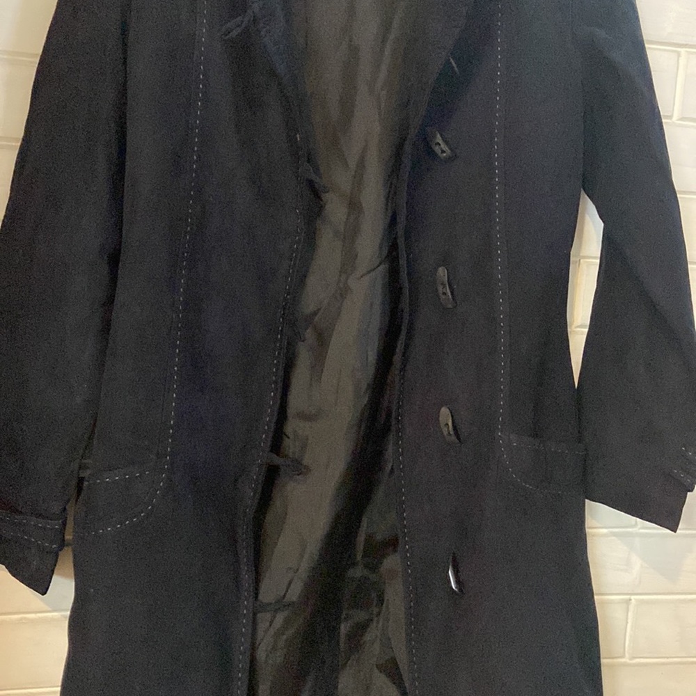 Coat over - Picture 3 of 3
